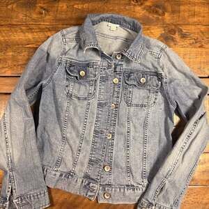 Merona Women's Medium Wash Distressed Denim Jean Jacket